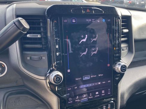 Used 2025 RAM 2500 Tradesman image 19