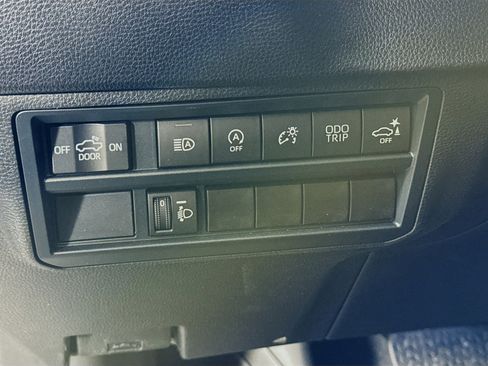 Used 2024 Toyota Tundra SR5 AWD/4WD image 10