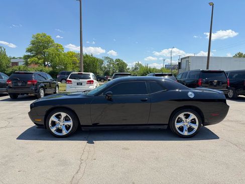 Used 2012 Dodge Challenger SXT Plus RWD image 6