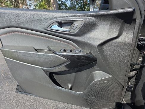 Used 2024 Chevrolet Trax RS w/ Driver Confidence Package image 19