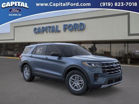 New 2026 Ford Explorer Active RWD image 7