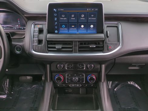 Used 2024 Chevrolet Tahoe LT image 11