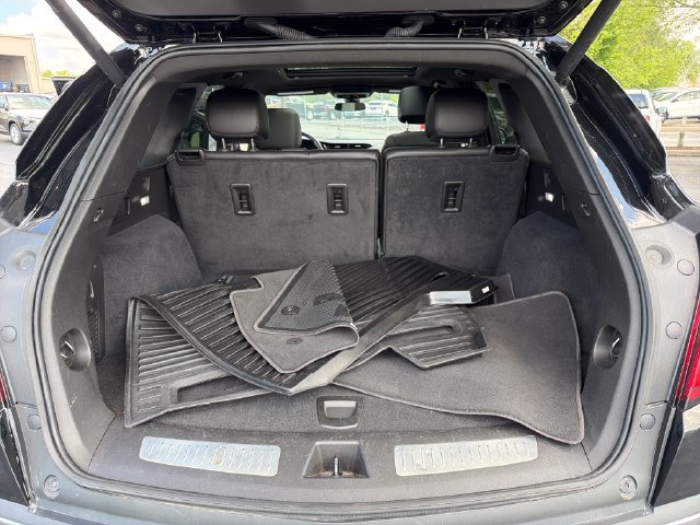 Certified 2023 Cadillac XT5 Premium Luxury w/ LPO, Floor Liner Package AWD/4WD image 24
