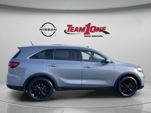 Used 2020 Kia Sorento EX FWD image 9
