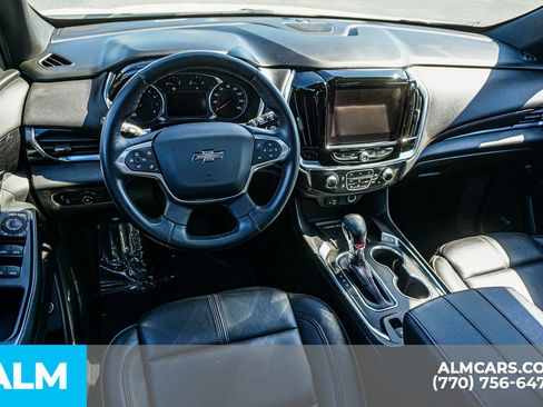 Used 2023 Chevrolet Traverse RS AWD/4WD image 31