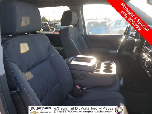 Used 2018 Chevrolet Silverado 1500 LT w/ All Star Edition AWD/4WD image 26