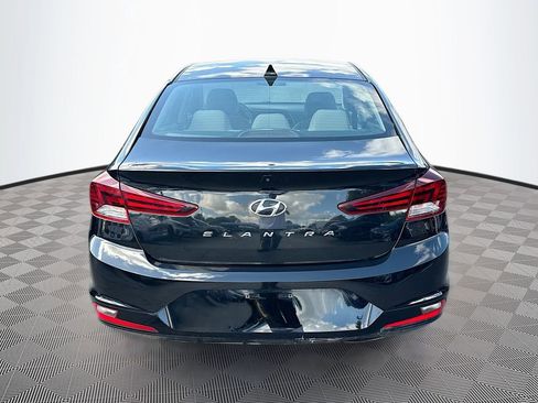 Used 2020 Hyundai Elantra SEL image 7