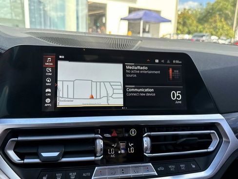 Used 2021 BMW 430i Coupe w/ M Sport Package RWD image 19