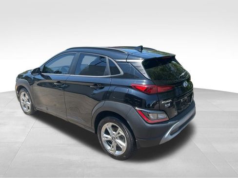 Used 2023 Hyundai Kona SEL AWD/4WD image 5