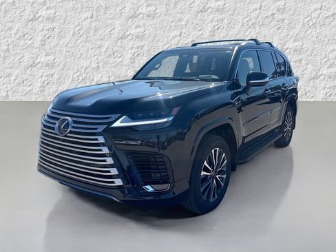 New 2026 Lexus LX 600 4WD w/ Premium Package image 7
