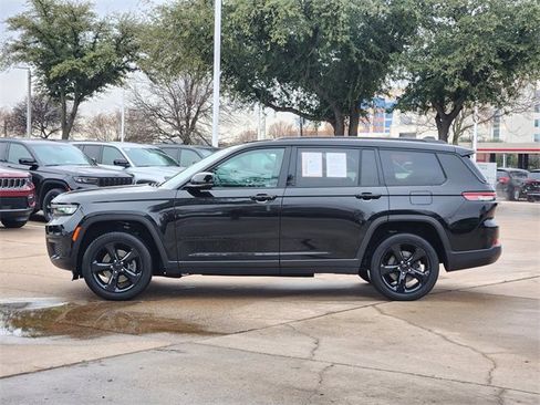 Used 2024 Jeep Grand Cherokee L Laredo image 4