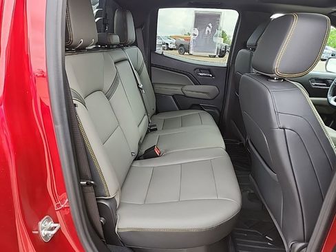 Certified 2025 Chevrolet Colorado ZR2 w/ Midnight Edition AWD/4WD image 49