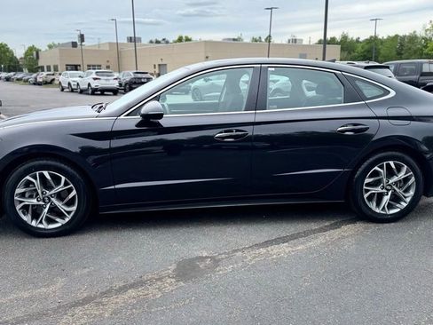 Used 2023 Hyundai Sonata SEL w/ Convenience Package FWD image 4