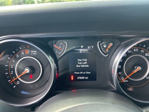 Used 2022 Jeep Wrangler Unlimited Sport image 45