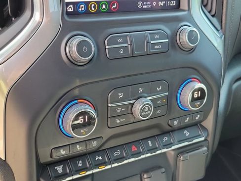 Used 2022 Chevrolet Silverado 2500 LTZ w/ LTZ Plus Package AWD/4WD image 23