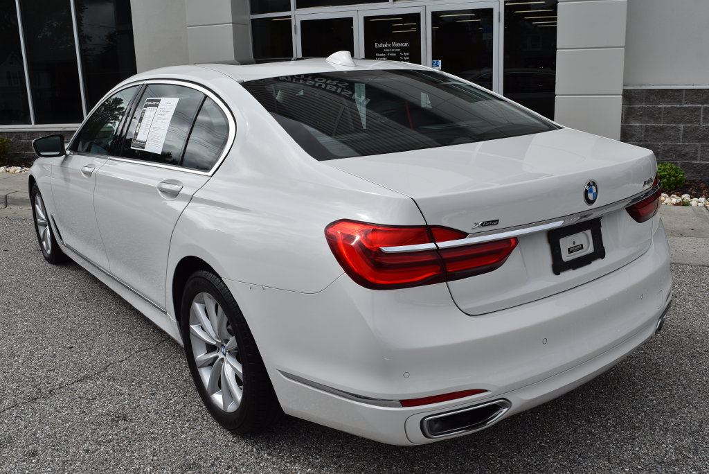 Used 2019 BMW 740i xDrive AWD/4WD image 5