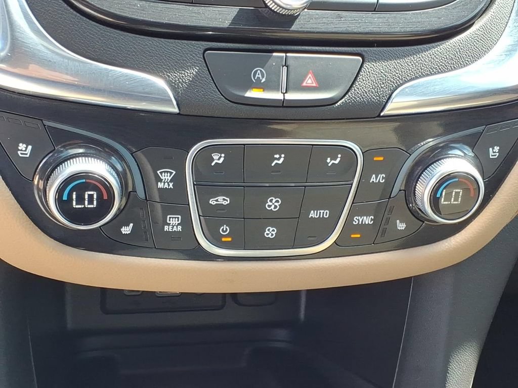 Used 2024 Chevrolet Equinox Premier FWD image 19