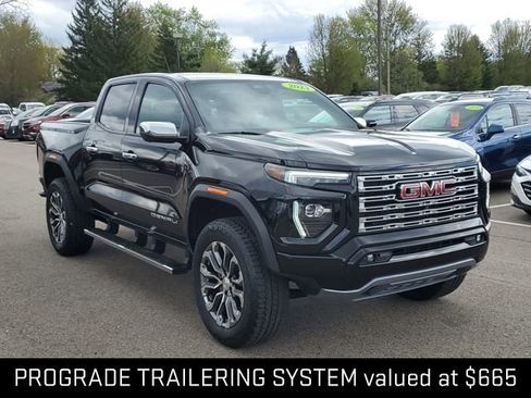Certified 2023 GMC Canyon Denali AWD/4WD image 3