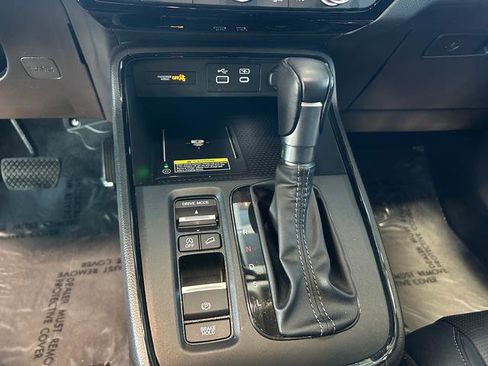 Used 2024 Honda CR-V EX-L image 18