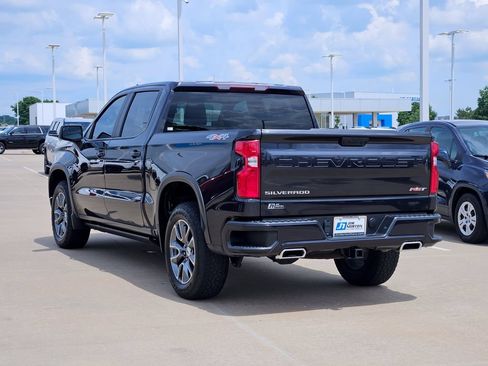 Used 2024 Chevrolet Silverado 1500 RST AWD/4WD image 7