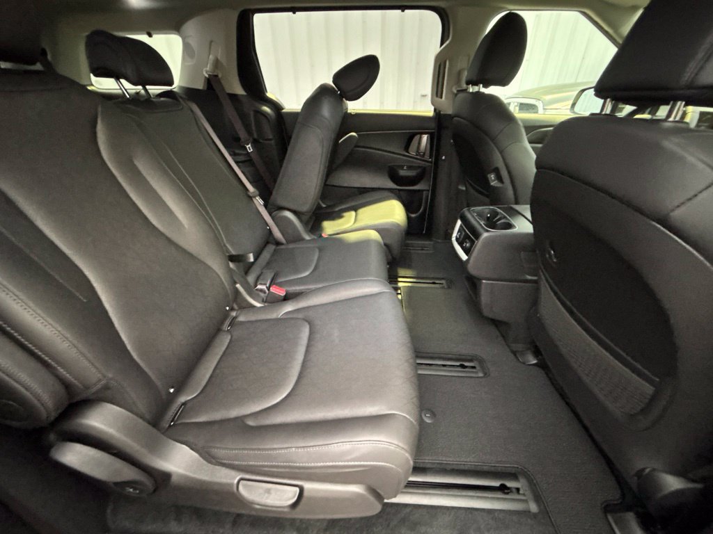 Certified 2026 Kia Carnival SX FWD image 22