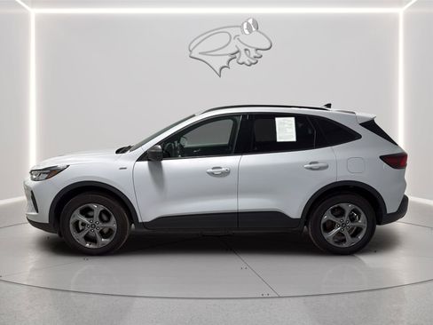 Used 2025 Ford Escape ST-Line AWD/4WD image 8