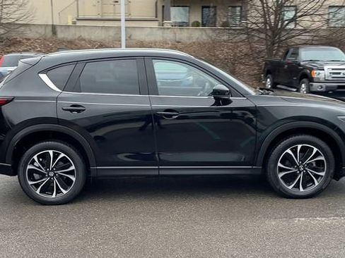 Used 2023 MAZDA CX-5 AWD 2.5 S w/ Premium Package image 9