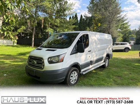 Used 2016 Ford Transit 250 130 Low Roof w/ Exterior Upgrade Package RWD image 1