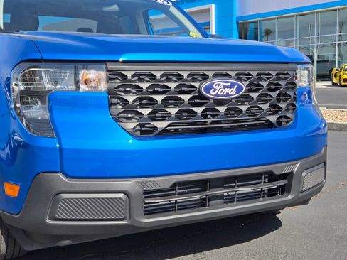 Used 2025 Ford Maverick XL w/ Equipment Group 102A AWD/4WD image 8