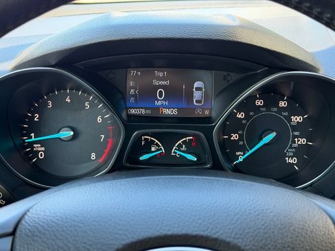 Used 2019 Ford Escape Titanium AWD/4WD image 20