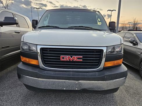 Used 2017 GMC Savana 2500 Work Van image 2