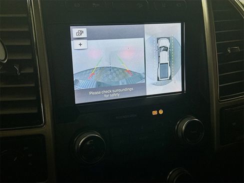Used 2019 Ford F350 Platinum w/ Platinum Ultimate Package image 20
