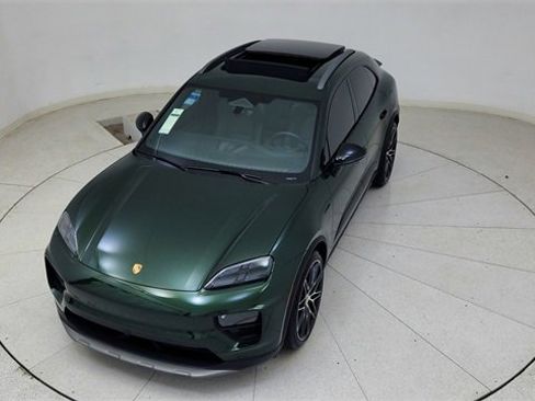 Used 2025 Porsche Macan 4S Electric image 76