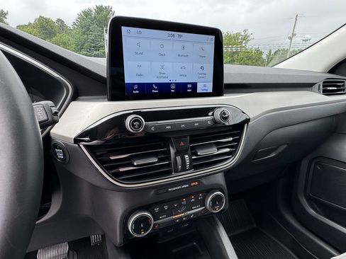 Used 2022 Ford Escape SE w/ Convenience Package image 27