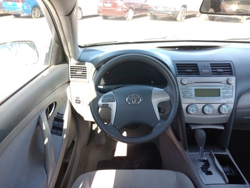 Used 2007 Toyota Camry CE image 9