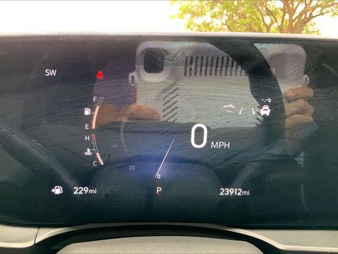 Used 2024 Buick Envista Preferred w/ Convenience I Package FWD image 26