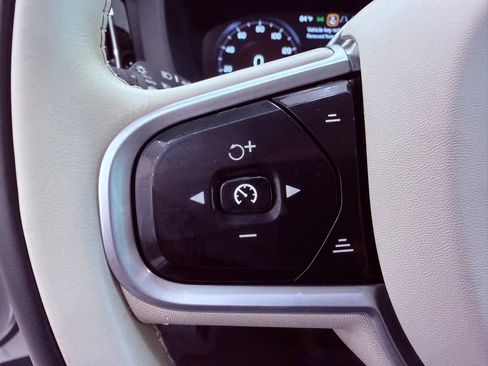 Used 2021 Volvo XC60 T5 Inscription w/ Protection Package Premier FWD image 21