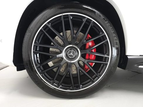 Used 2024 Mercedes-Benz GLS 63 AMG 4MATIC image 41