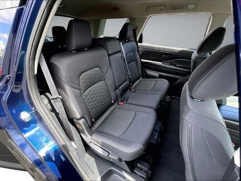 Certified 2024 Nissan Pathfinder SV FWD image 25