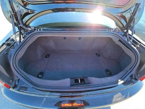 Used 2014 Maserati GranTurismo Sport image 21