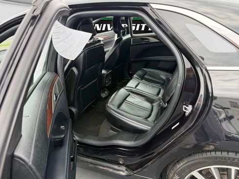 Used 2019 Lincoln MKZ Reserve FWD image 33