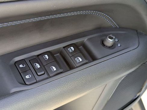 New 2026 Jeep Compass Latitude AWD/4WD image 16