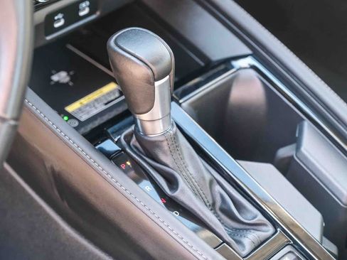 Used 2024 Honda Accord Touring image 18