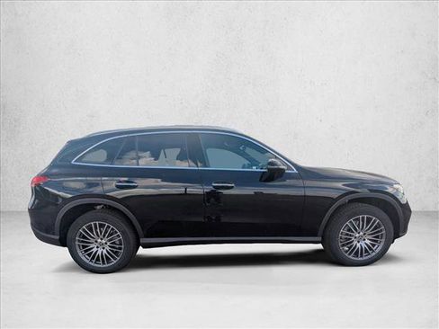 Certified 2026 Mercedes-Benz GLC 300 image 4