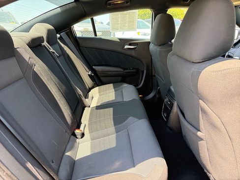 Used 2022 Dodge Charger SXT w/ Blacktop Package RWD image 39