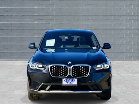 Used 2023 BMW X4 xDrive30i w/ Premium Package image 2