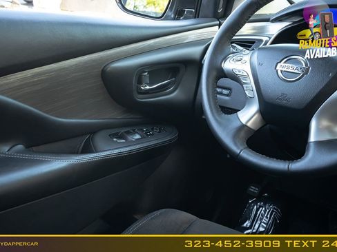 Used 2018 Nissan Murano SV AWD/4WD image 19