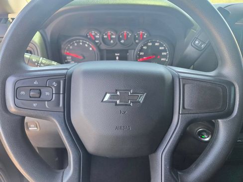 Used 2025 Chevrolet Silverado 1500 Custom Trail Boss AWD/4WD image 27