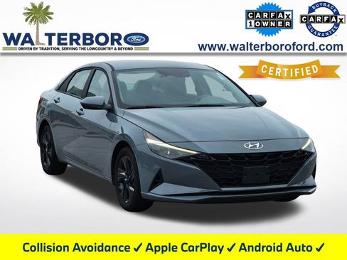 Used 2023 Hyundai Elantra SEL image 1