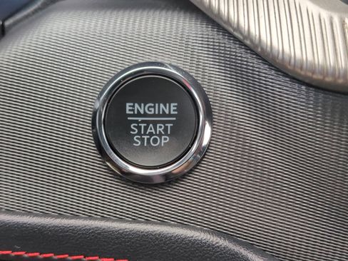 Used 2025 Ford Explorer ST RWD image 19